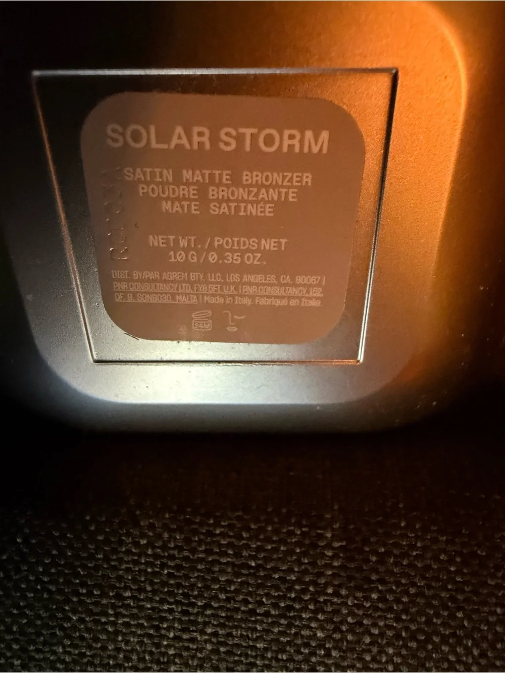 r.e.m. beauty Satin Matte Bronzer - Solar Storm (Brown)